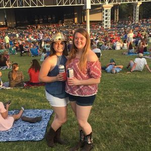 Meet your Posher, Dariann